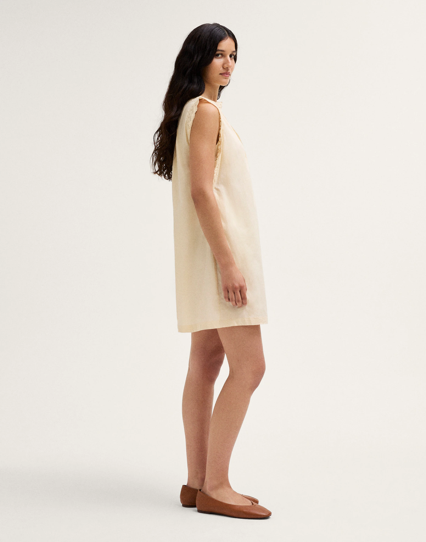 Thewoofox Ivory Lace Trim Shift Mini Dress Sleeveless Aveline Corvessa - Image 3