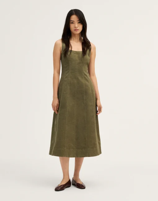 Midi and Mini Dresses Thewoofox Olive Square Neck Midi Dress Selvara Corvienne